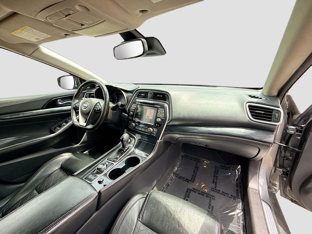 2022 Nissan Maxima Platinum Gray at AutoSavvy Houston Southwest