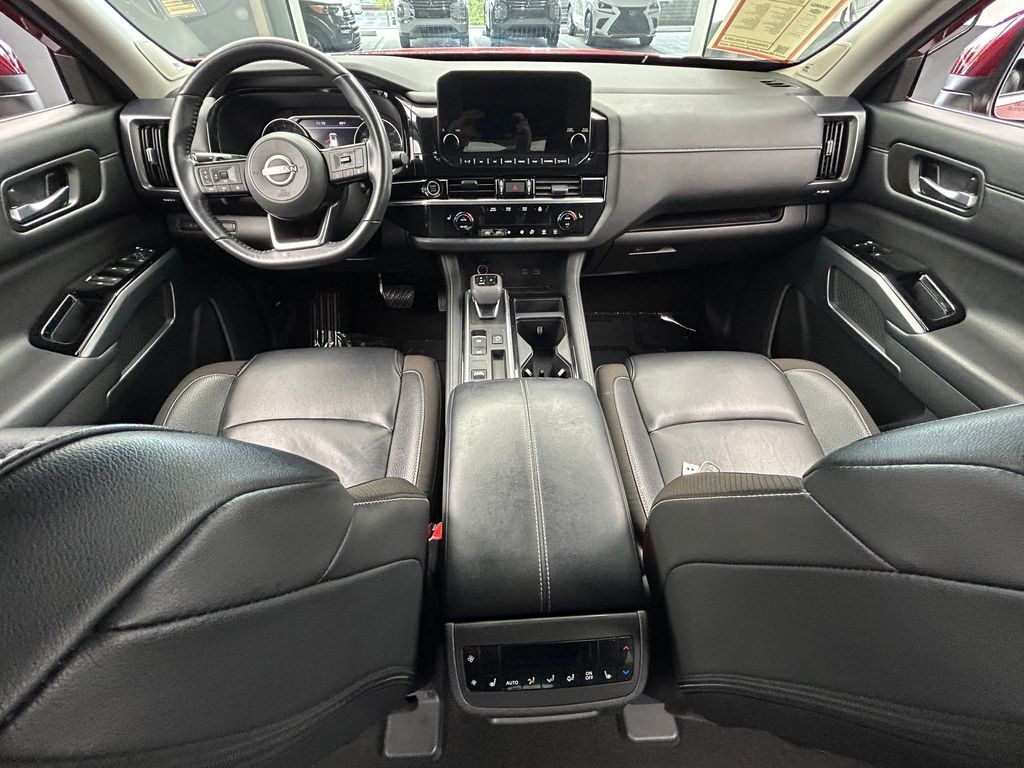 Used 2024 Scarlet Ember Nissan SL image 46