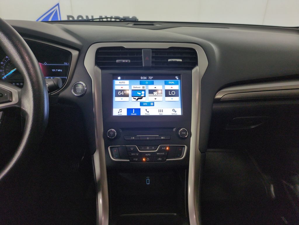 Used 2018 Ford Fusion SE For Sale in Fort Wayne, IN