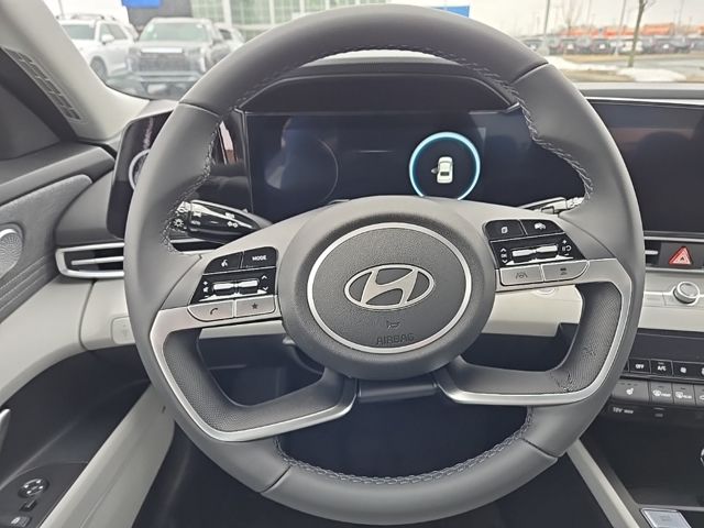 2025 Hyundai Elantra Limited Edition 26