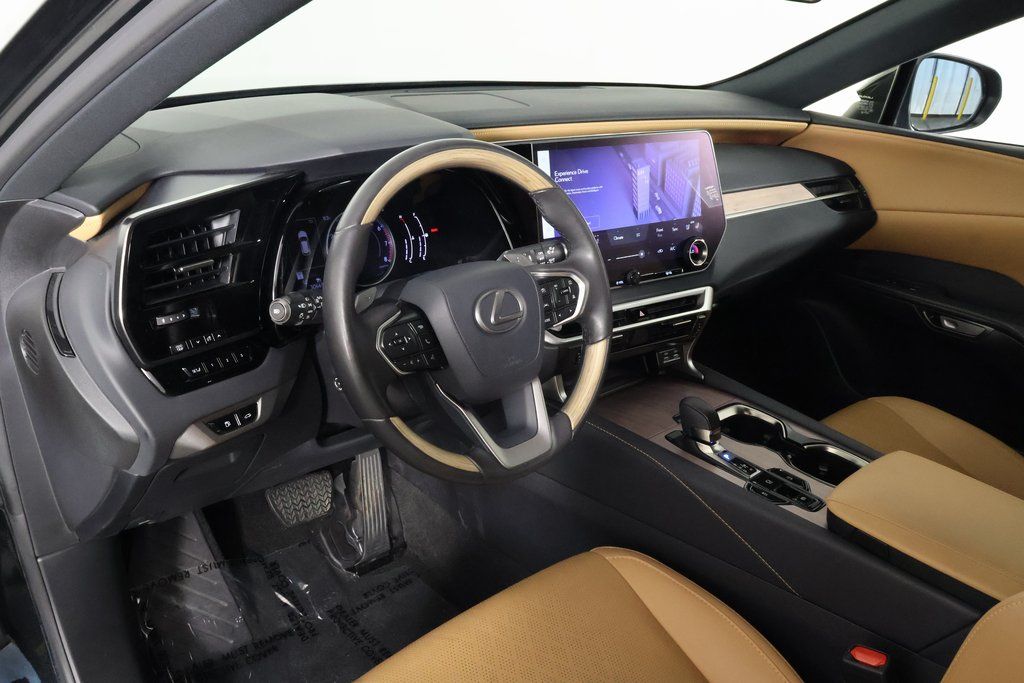 Thumbnail: 2023 Lexus RX - 7