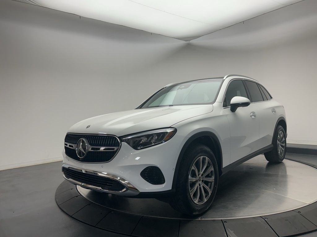 Thumbnail: 2026 Mercedes-Benz GLC - 3