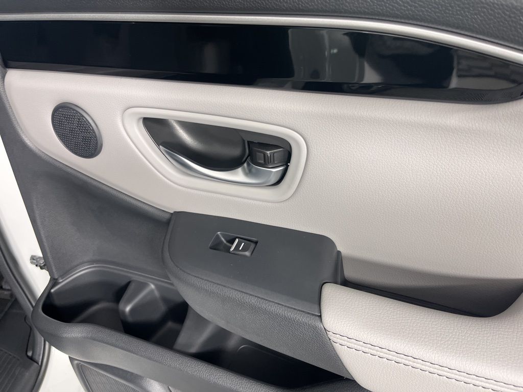 Thumbnail: 2025 Honda Pilot - 13