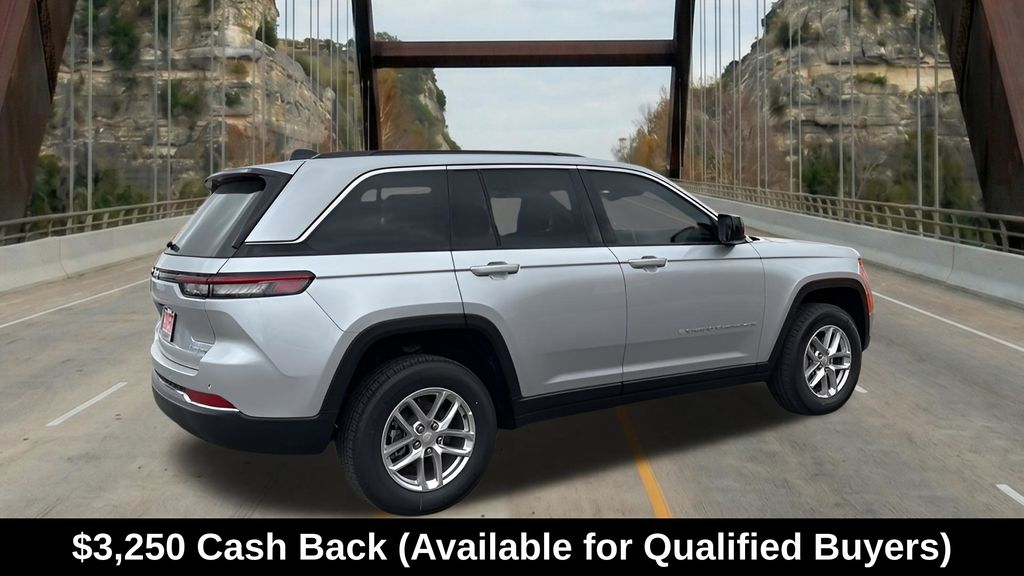 New Car 2025 Jeep Grand Cherokee  Laredo X For Sale Under $40,000 In Austin, Texas