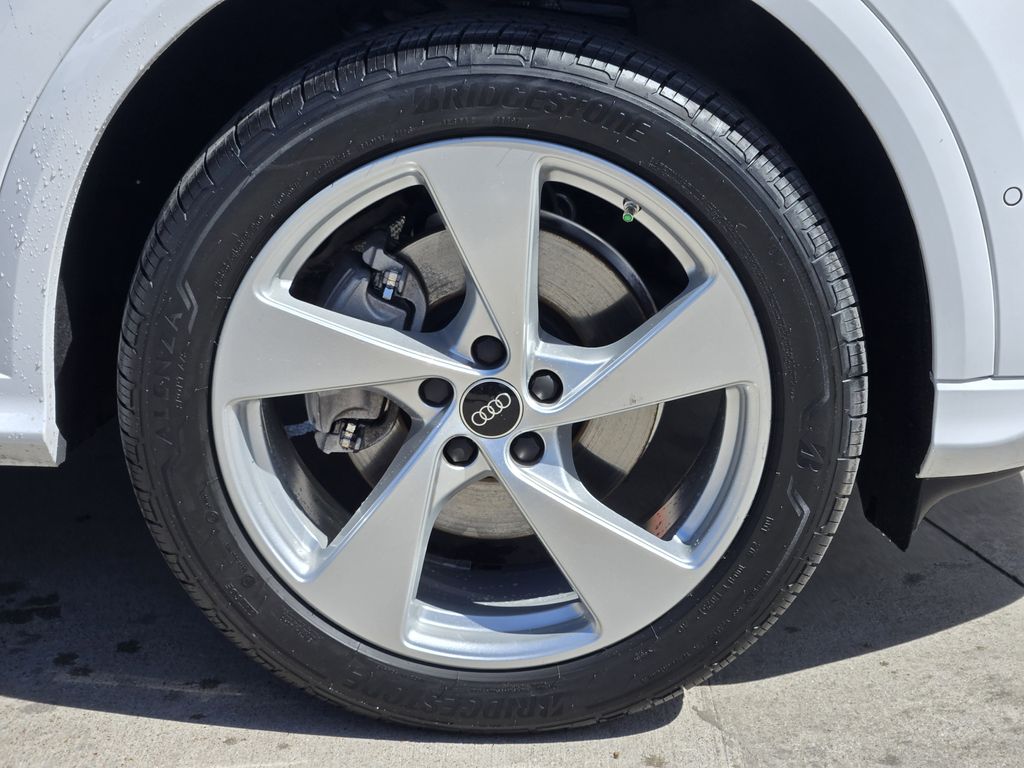 used 2025 Audi Q5 car, priced at $50,491