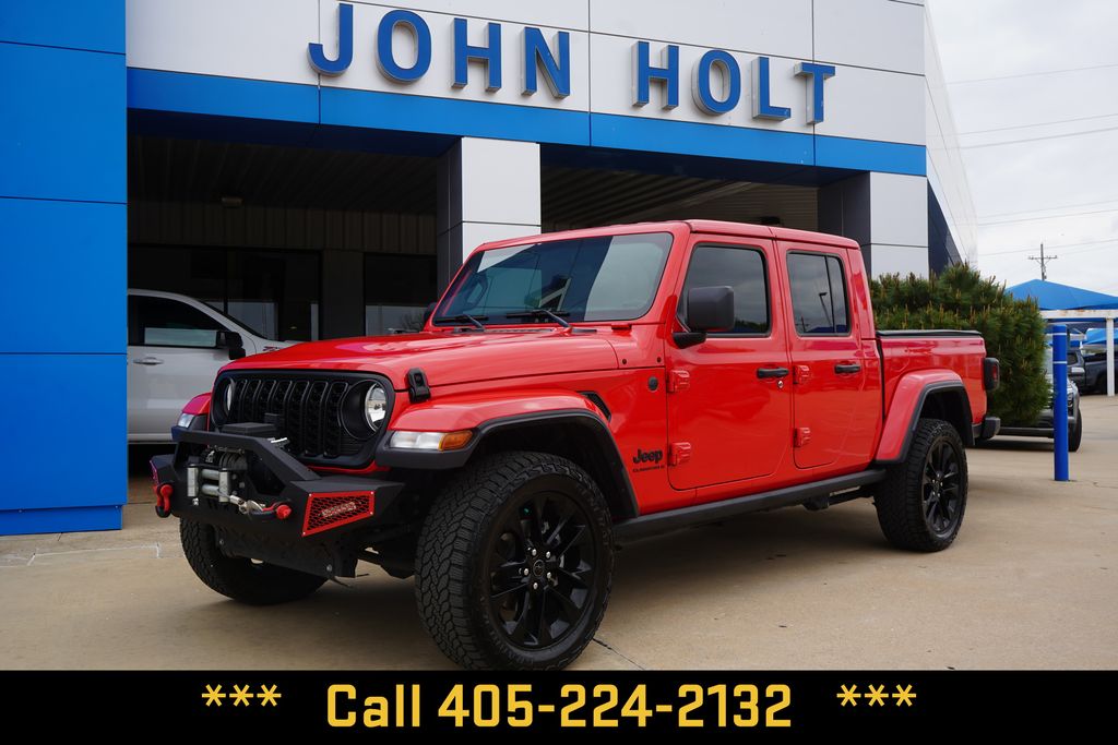 2025 Jeep Gladiator NightHawk Crew Cab 4WD