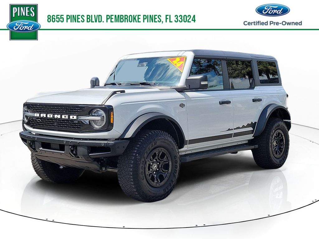 Oxford White 2024 Ford Bronco SUV / Crossover Four-Wheel Drive Automatic