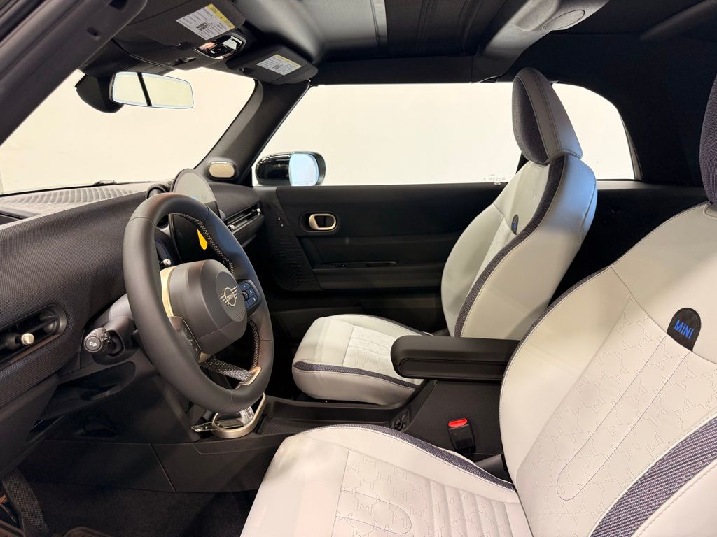 Thumbnail: 2026 MINI Cooper - 12