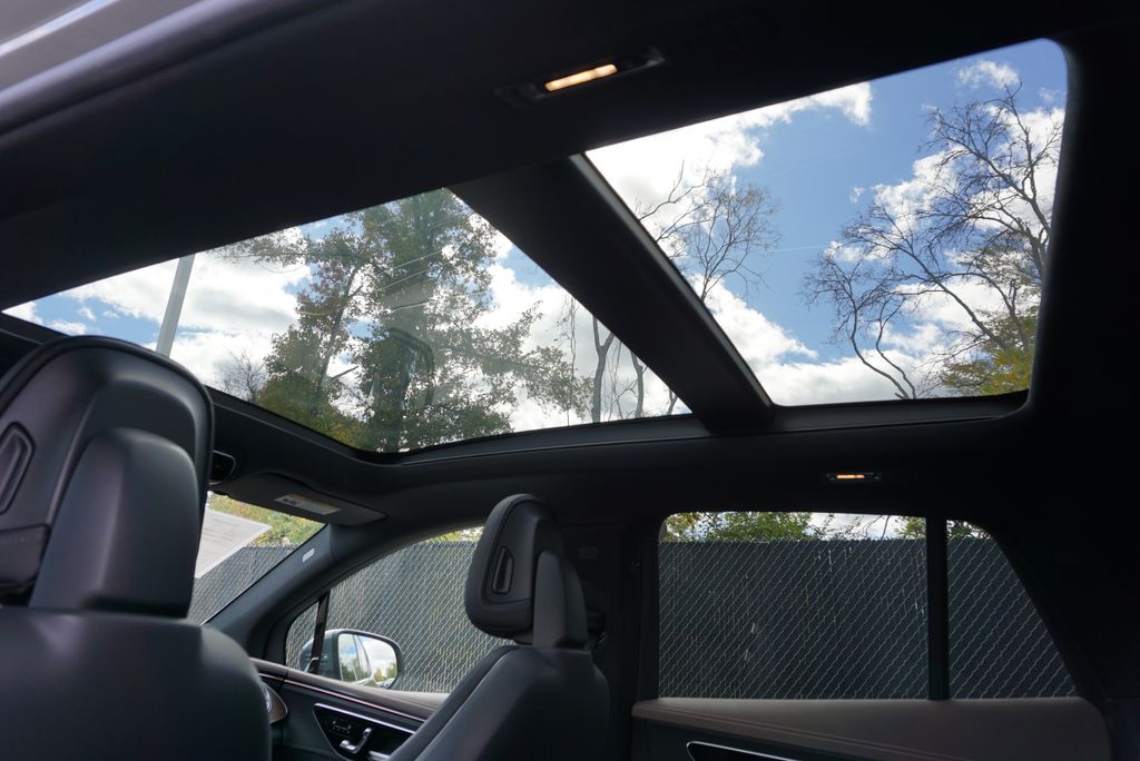 Thumbnail: 2023 Mercedes-Benz EQE - 16