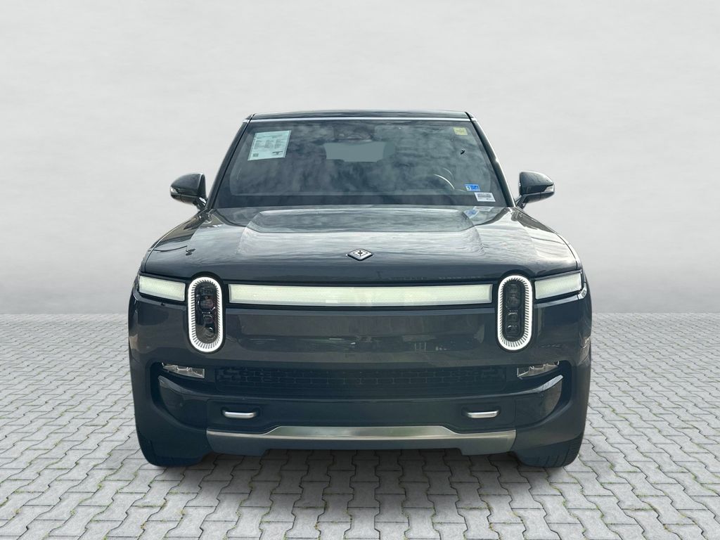 Thumbnail: 2022 Rivian R1S - 2