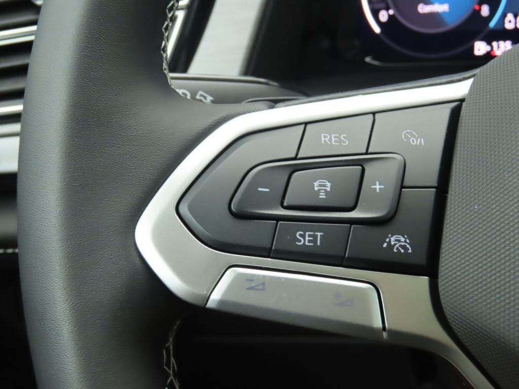 Thumbnail: 2026 Volkswagen Atlas - 11