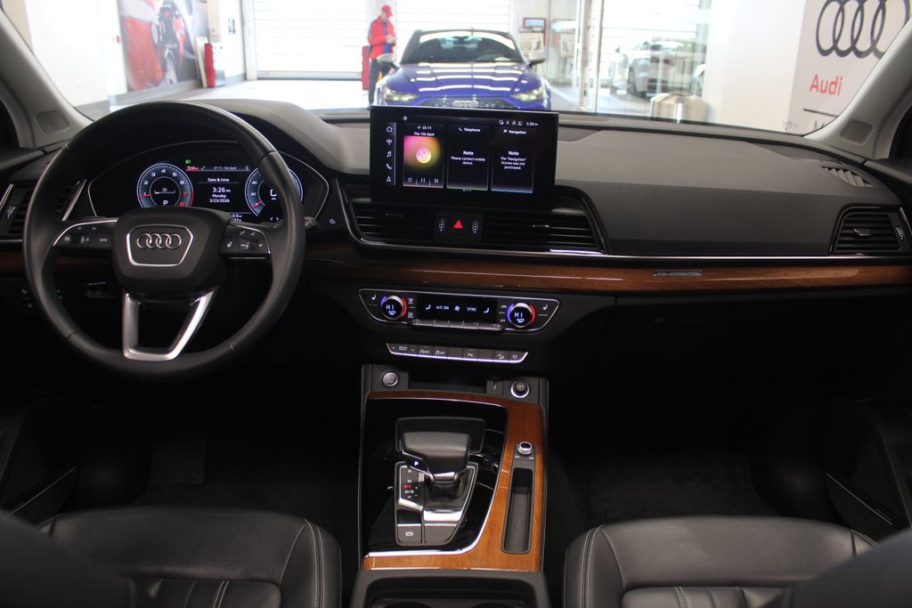 Thumbnail: 2023 Audi Q5 - 10