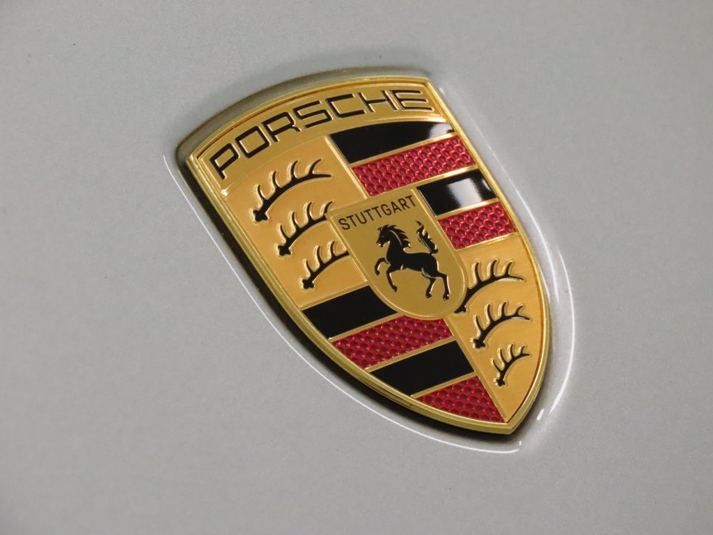 Thumbnail: 2026 Porsche 911 - 14