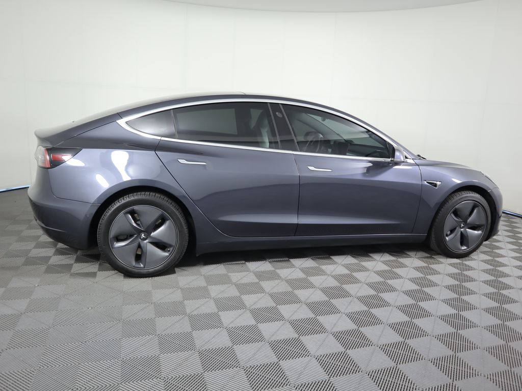Thumbnail: 2019 Tesla Model 3 - 4