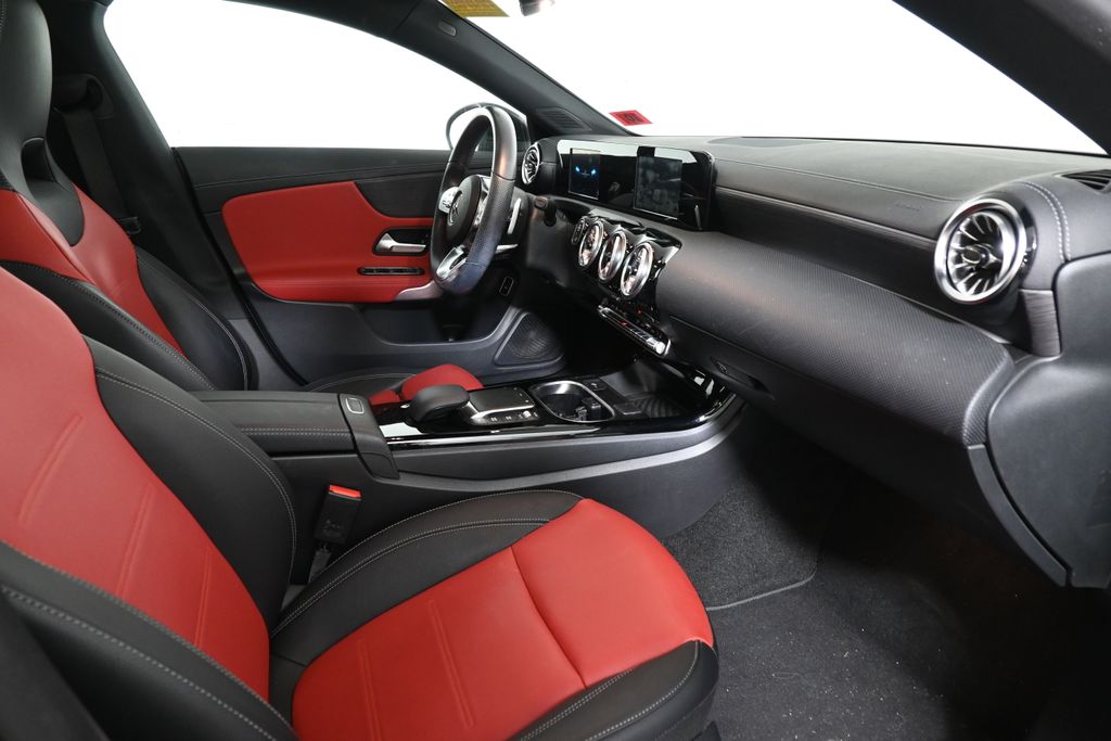 Thumbnail: 2022 Mercedes-Benz CLA - 26