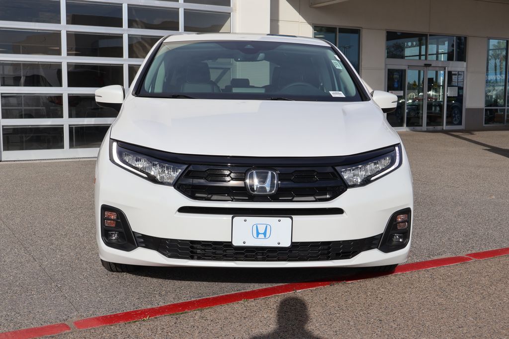 2025 Honda Odyssey Touring 2