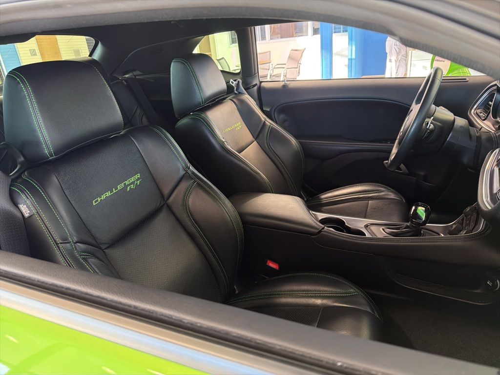 Thumbnail: 2015 Dodge Challenger - 13