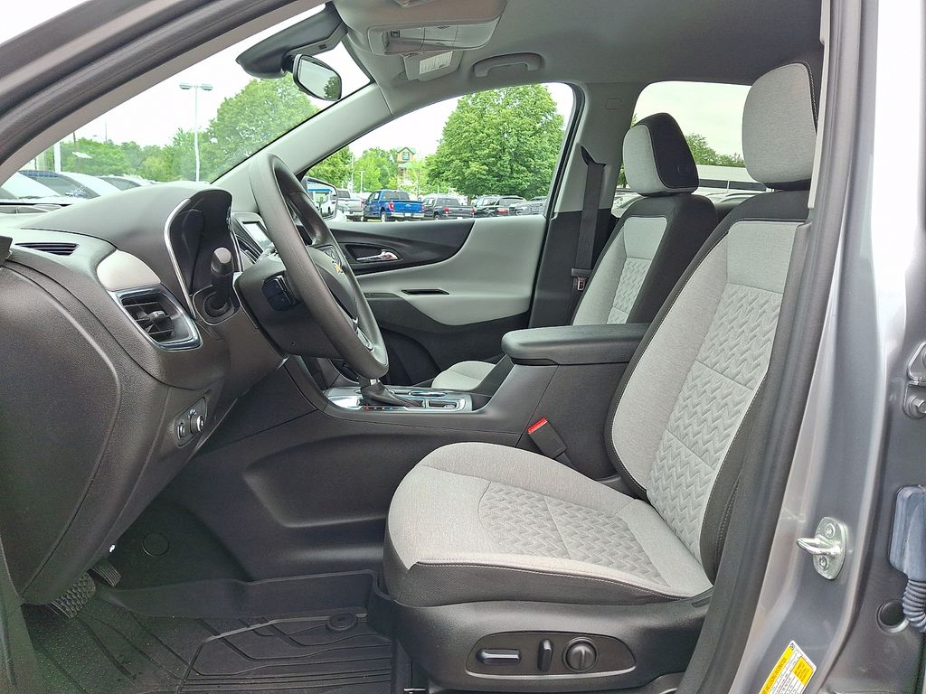 used 2023 Chevrolet Equinox car, priced at $23,429