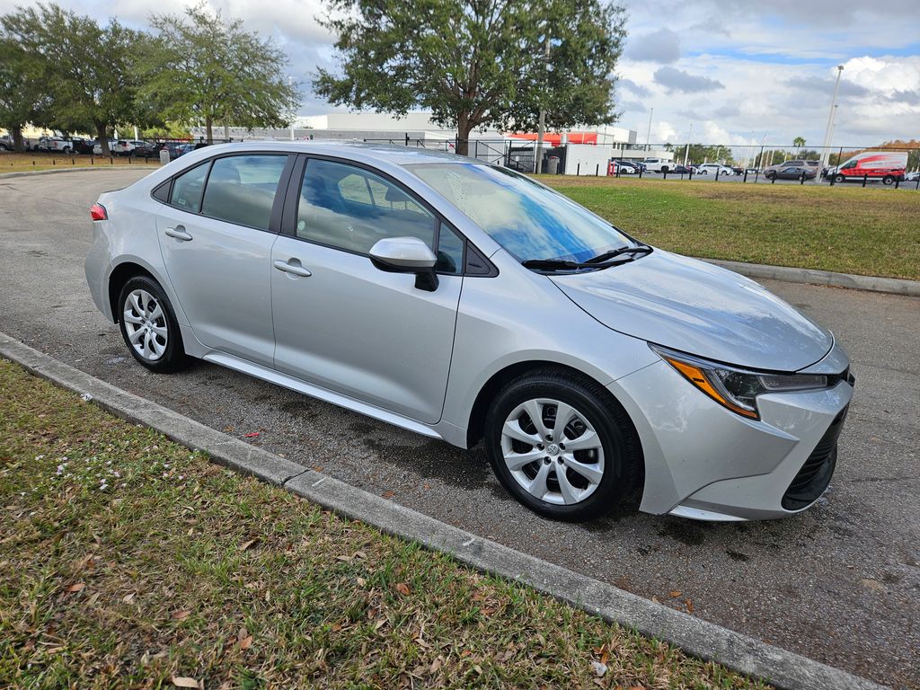 2024 Toyota Corolla LE 7