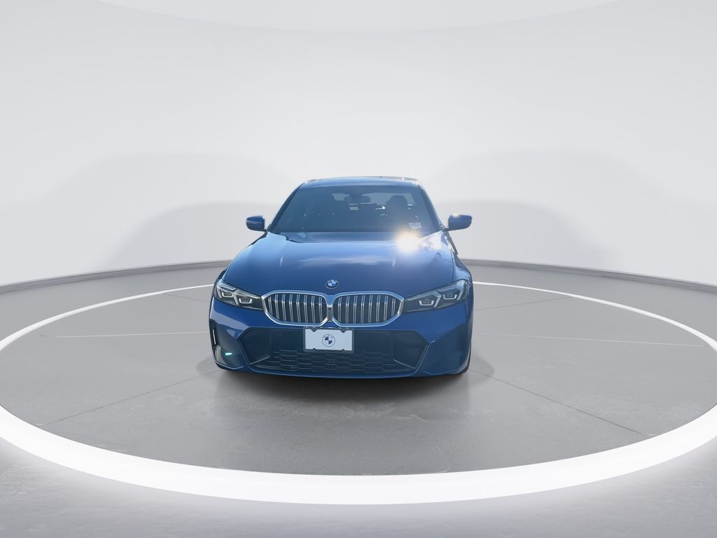 Thumbnail: 2023 BMW 3 Series - 3