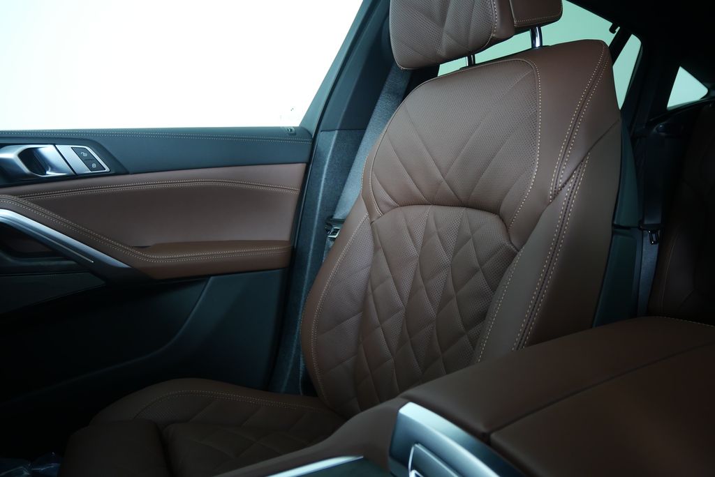 Thumbnail: 2026 BMW X6 - 23