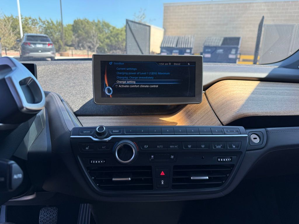 Thumbnail: 2014 BMW i3 - 9