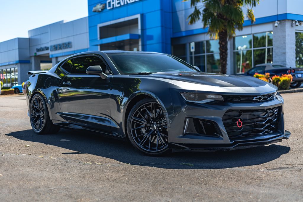 Nightfall Gray Metallic 2018 Chevrolet Camaro Coupe Rear-Wheel Drive Automatic