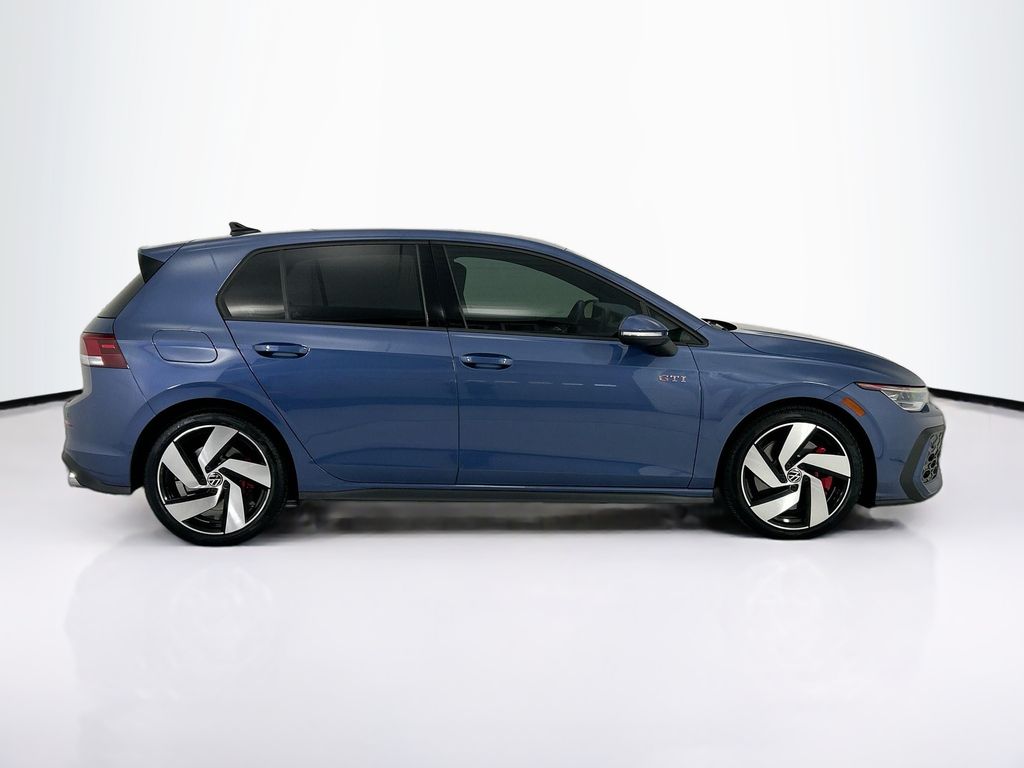 Thumbnail: 2025 Volkswagen Golf - 4