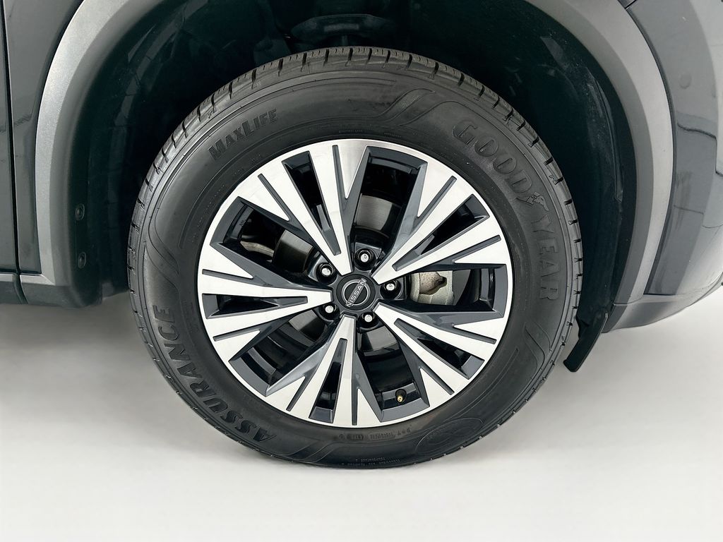 Thumbnail: 2023 Nissan Rogue - 30