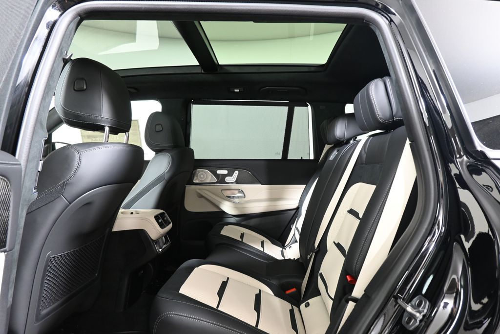 Thumbnail: 2026 Mercedes-Benz GLS - 32