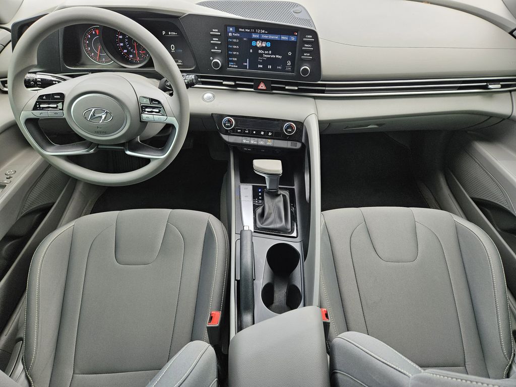 2022 Hyundai Elantra