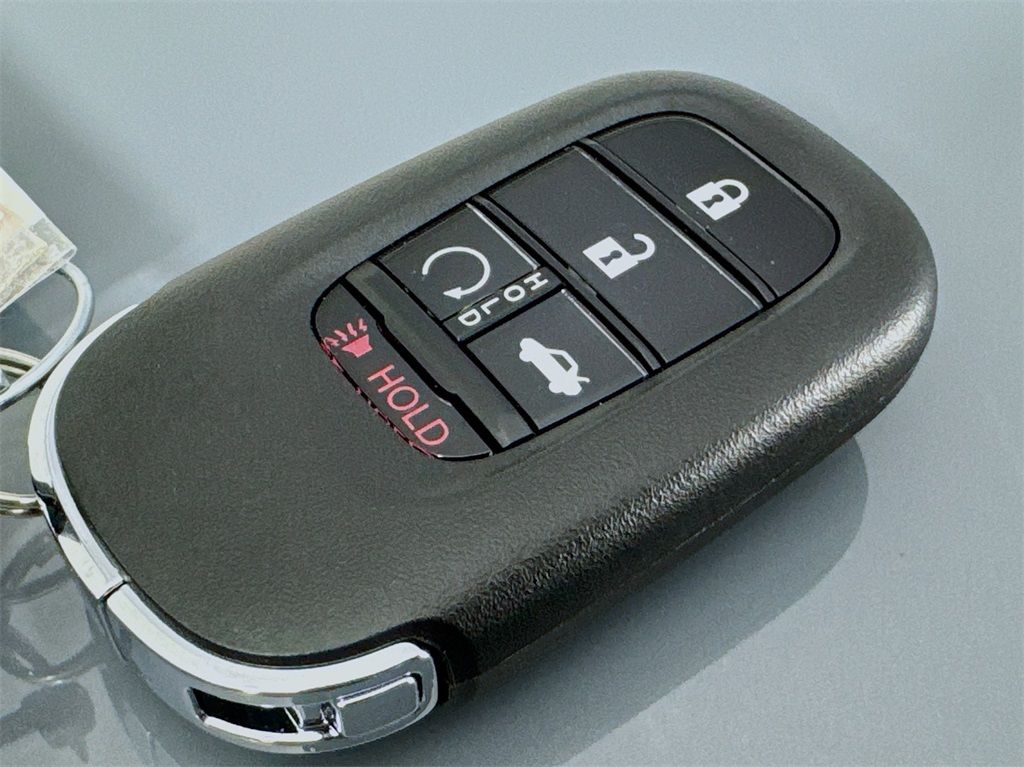2025 Honda Civic Hybrid Sport photo