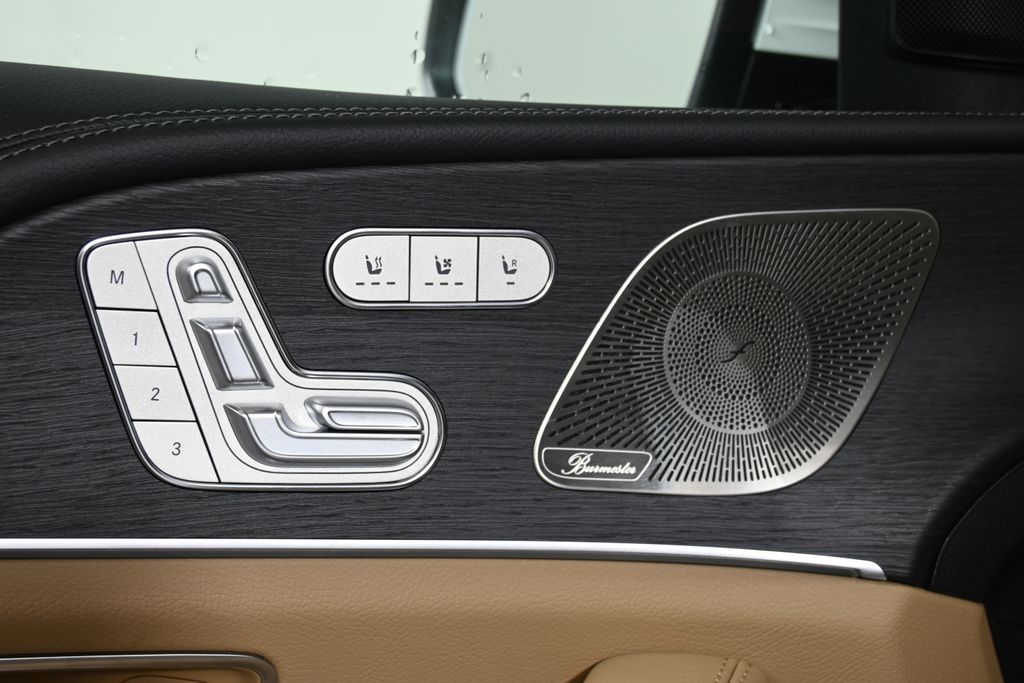 Thumbnail: 2025 Mercedes-Benz GLS - 26
