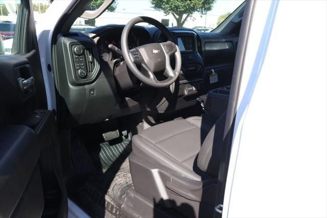 Thumbnail: 2026 Chevrolet Silverado 1500 - 12