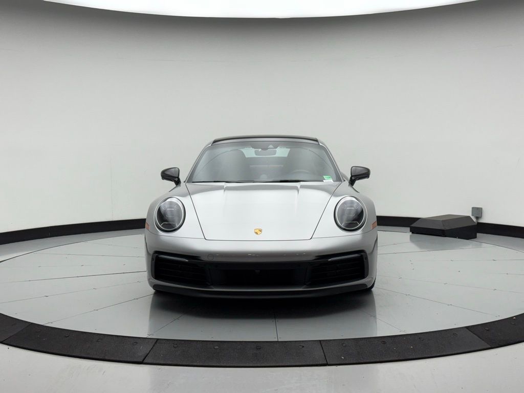 Thumbnail: 2021 Porsche 911 - 8