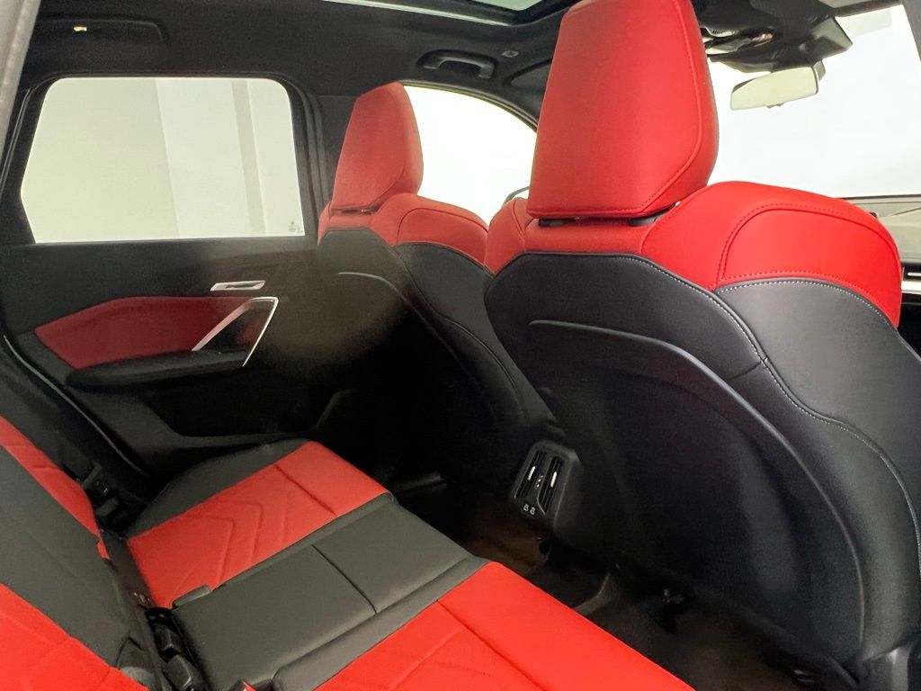 Thumbnail: 2025 BMW X1 - 8