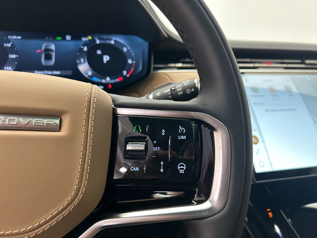 Thumbnail: 2026 Land Rover Range Rover Sport - 15