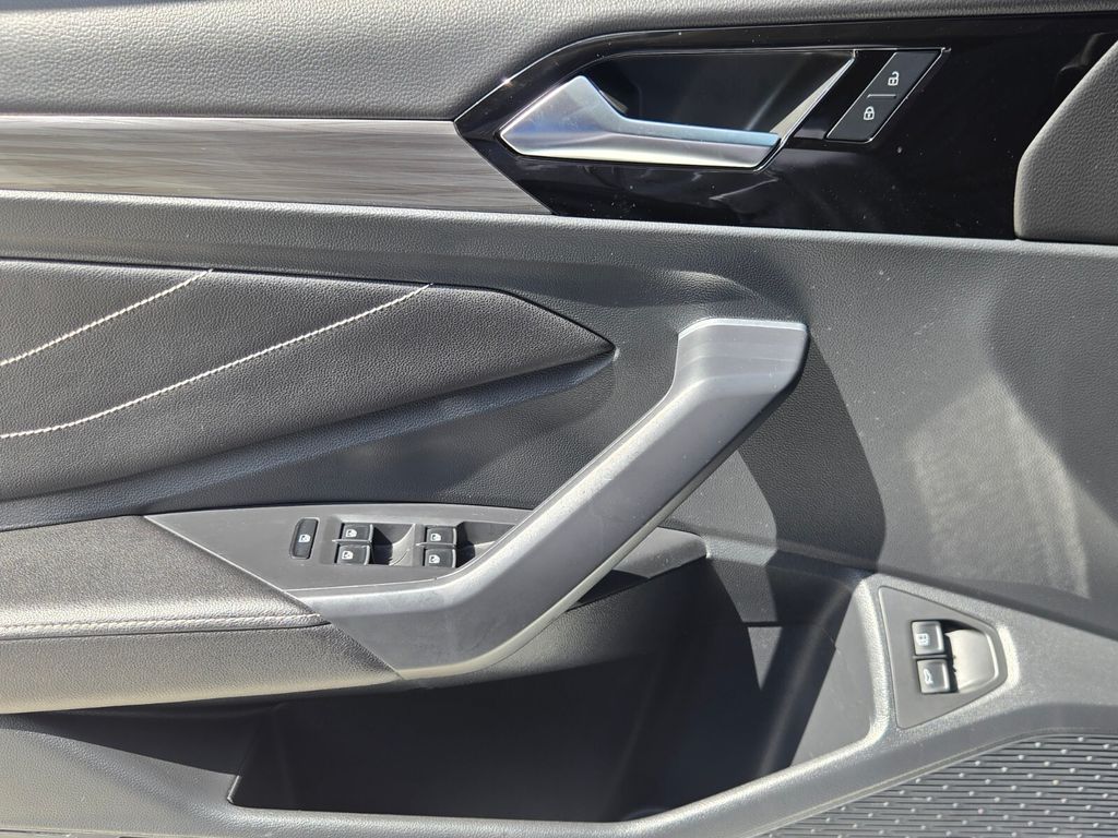 2023 Volkswagen Jetta - $19,500