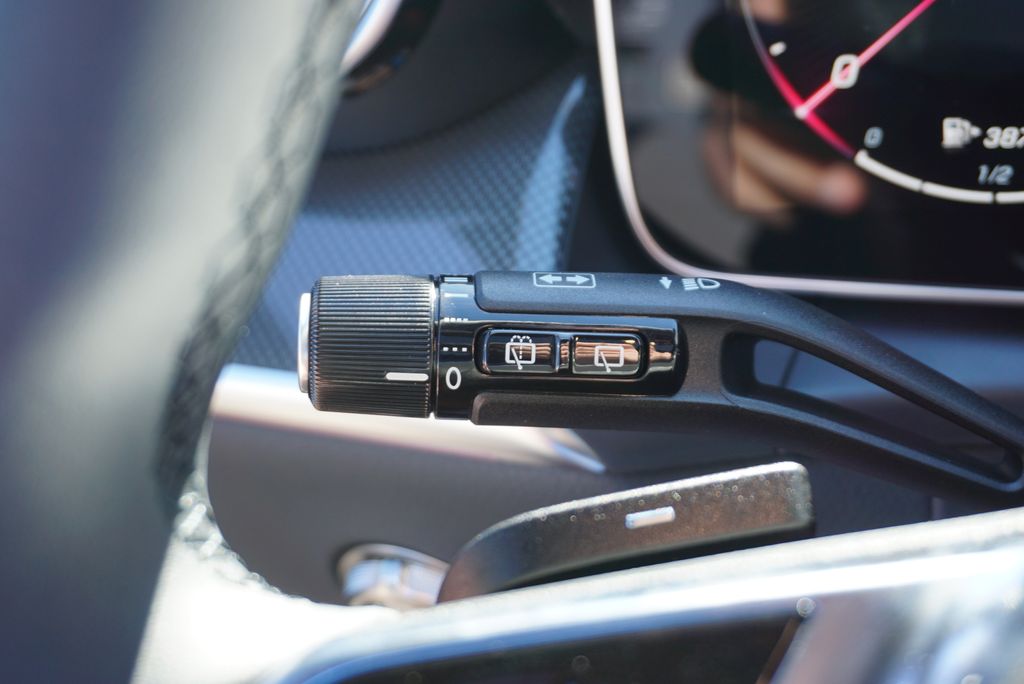 Thumbnail: 2026 Mercedes-Benz GLC - 29