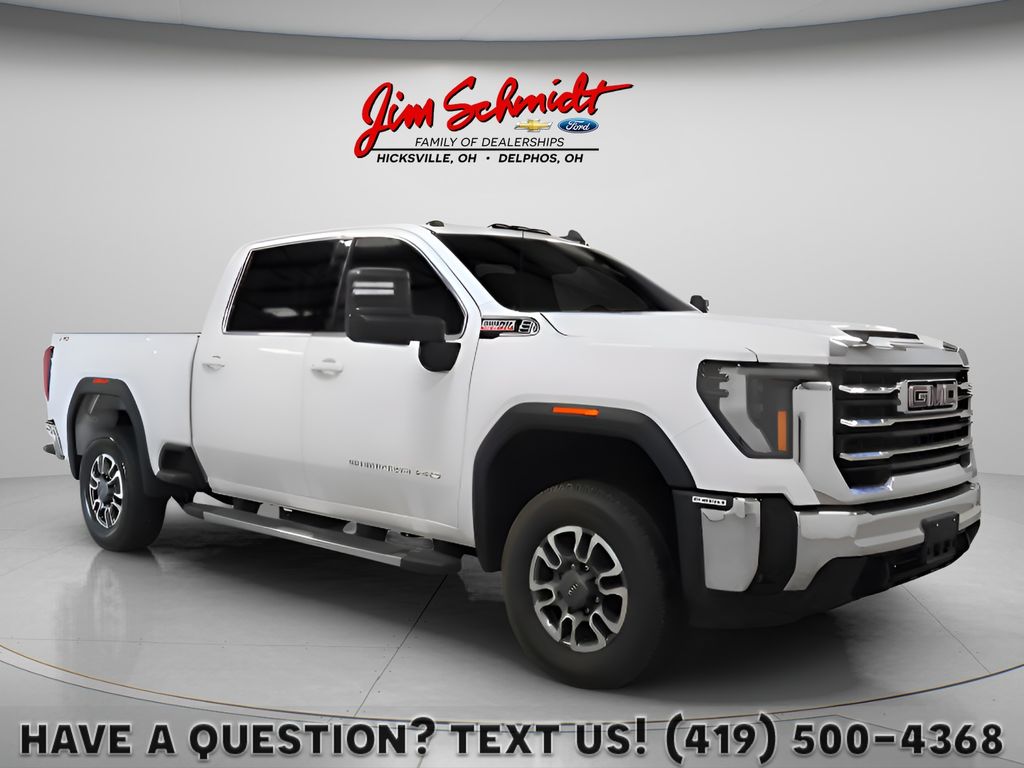 Summit White 2025 GMC Sierra 2500HD Pickup Truck Four-Wheel Drive Automatic