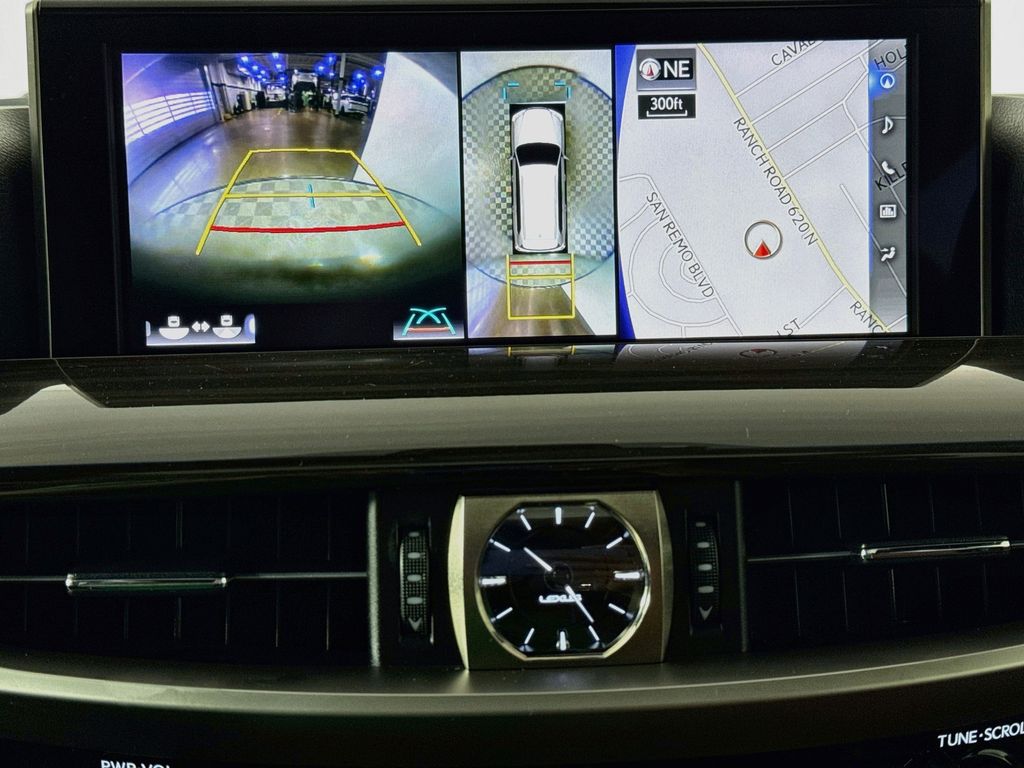 Thumbnail: 2021 Lexus LX - 14