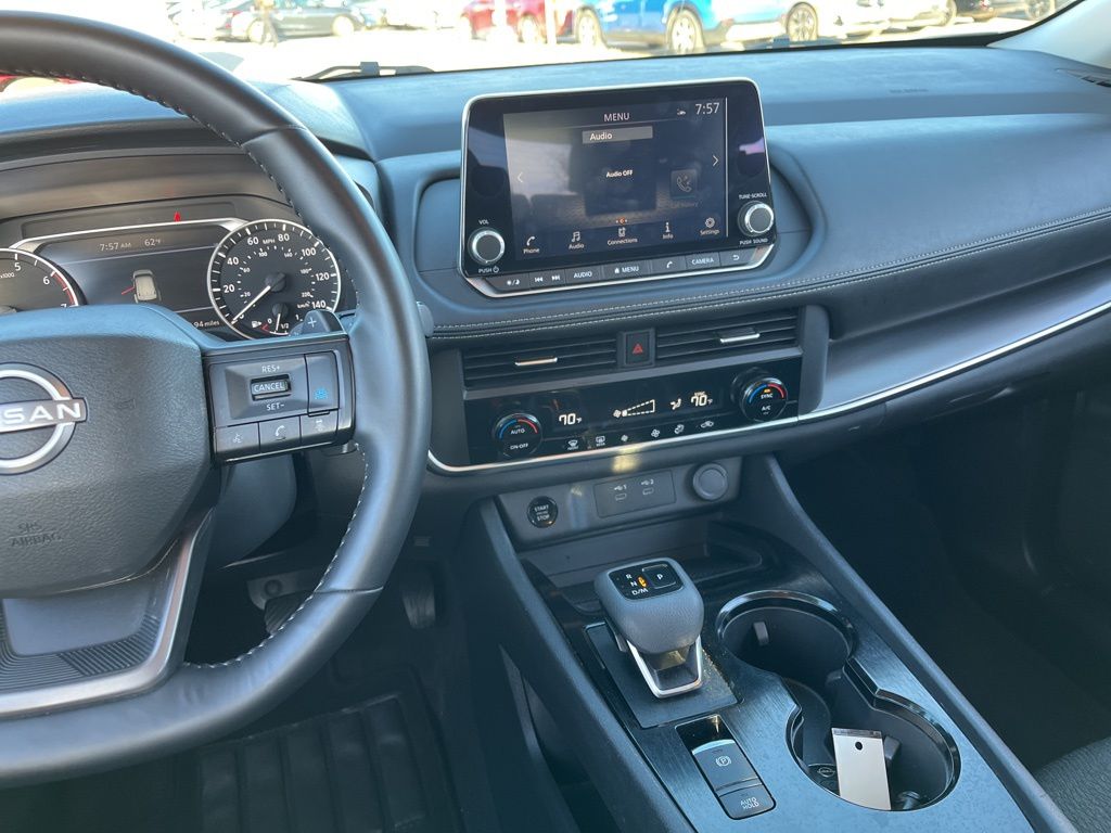 Thumbnail: 2025 Nissan Rogue - 15