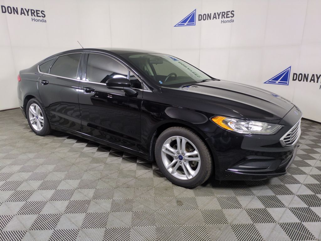 Used 2018 Ford Fusion SE For Sale in Fort Wayne, IN
