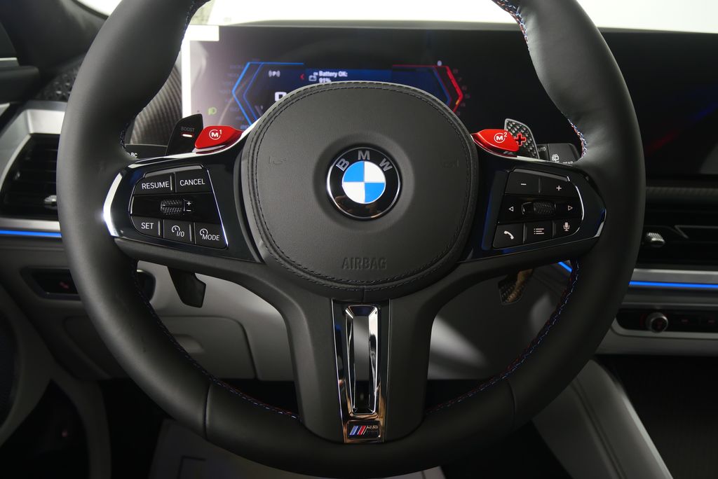Thumbnail: 2026 BMW XM - 19