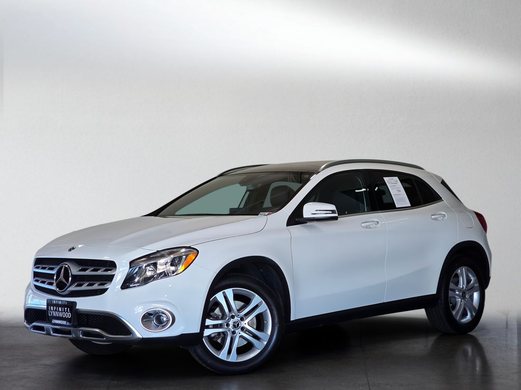 White 2019 Mercedes-Benz GLA SUV / Crossover Front-Wheel Drive 7-Speed Automatic