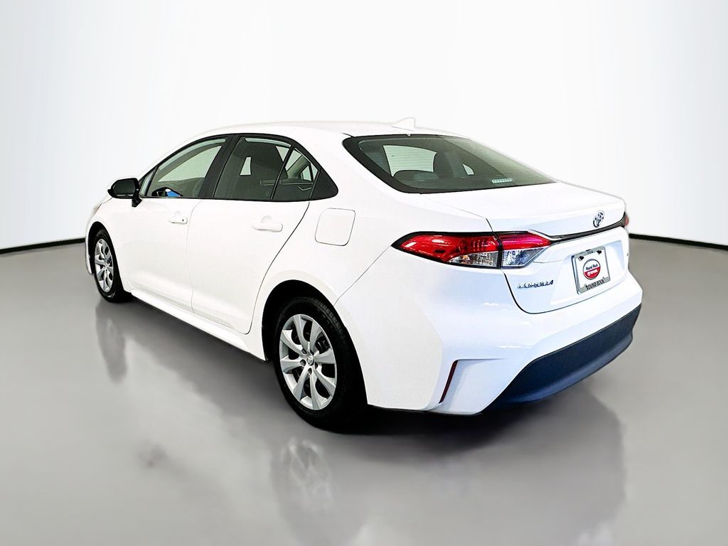 2023 Toyota Corolla LE 7