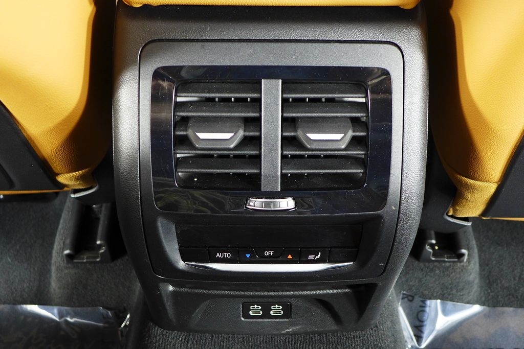 Thumbnail: 2023 BMW X3 - 24