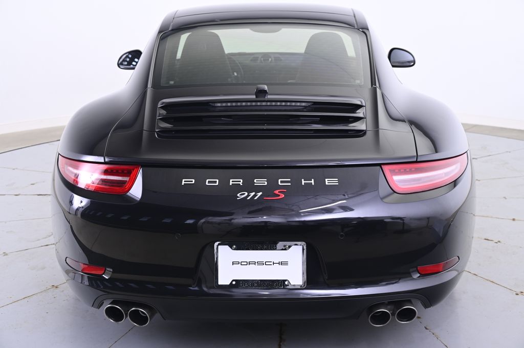 Thumbnail: 2013 Porsche 911 - 6