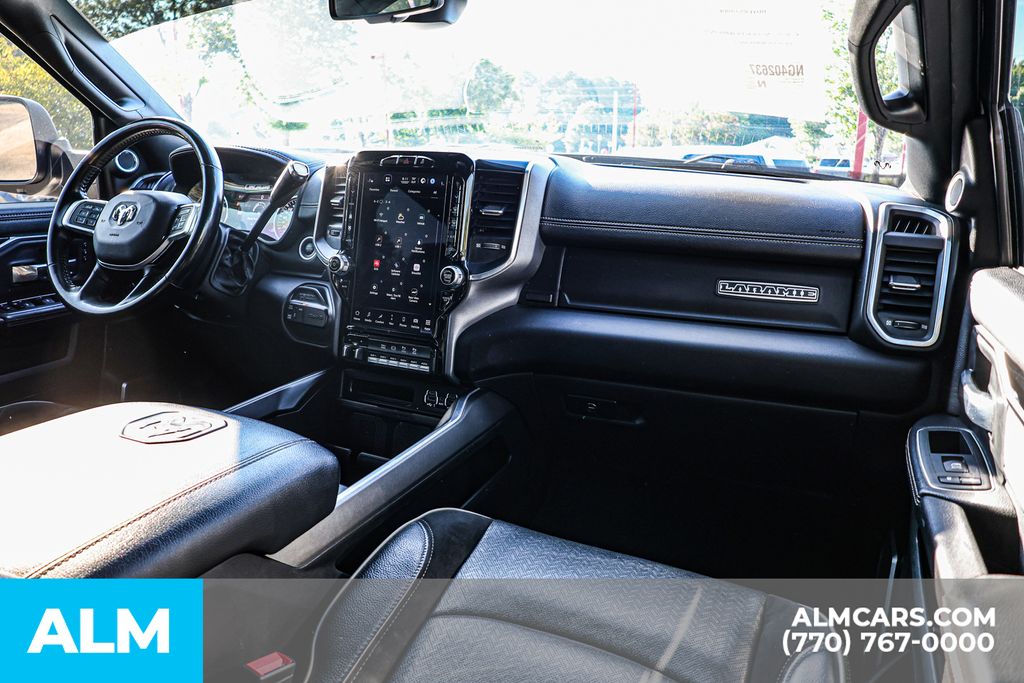 Used 2022 White Ram Laramie image 28
