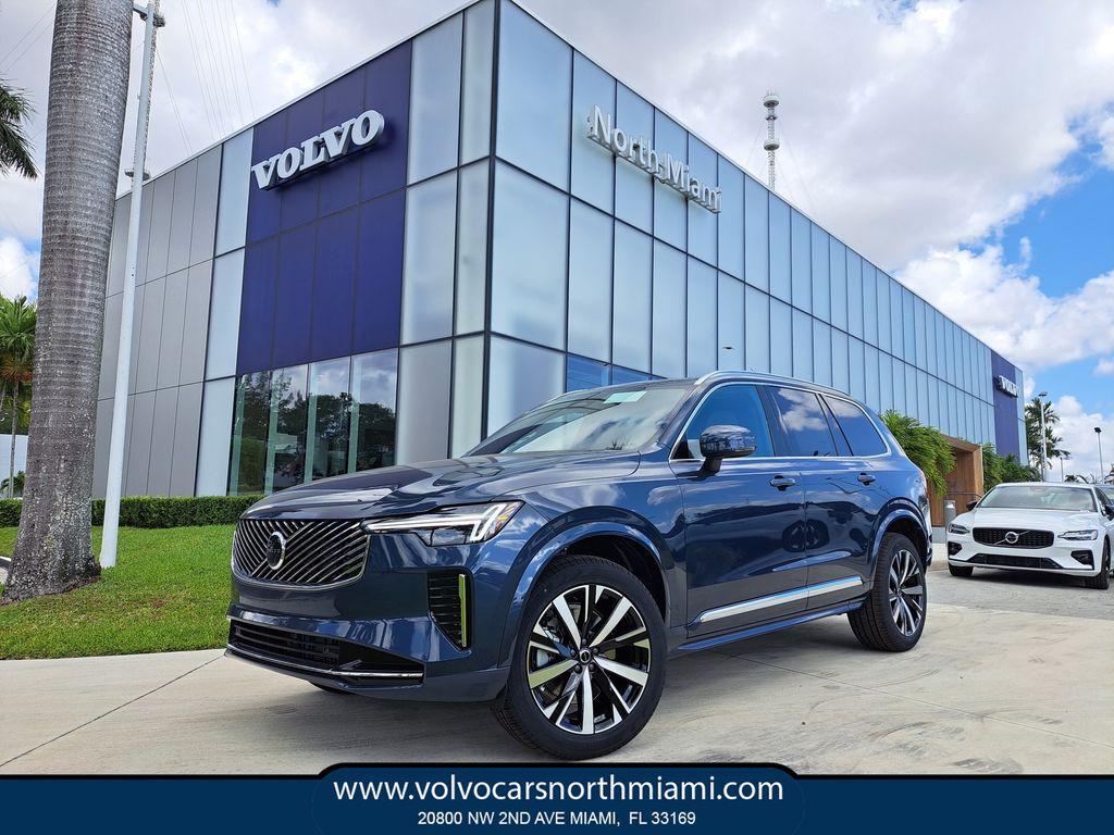 2026 Volvo XC90 Core